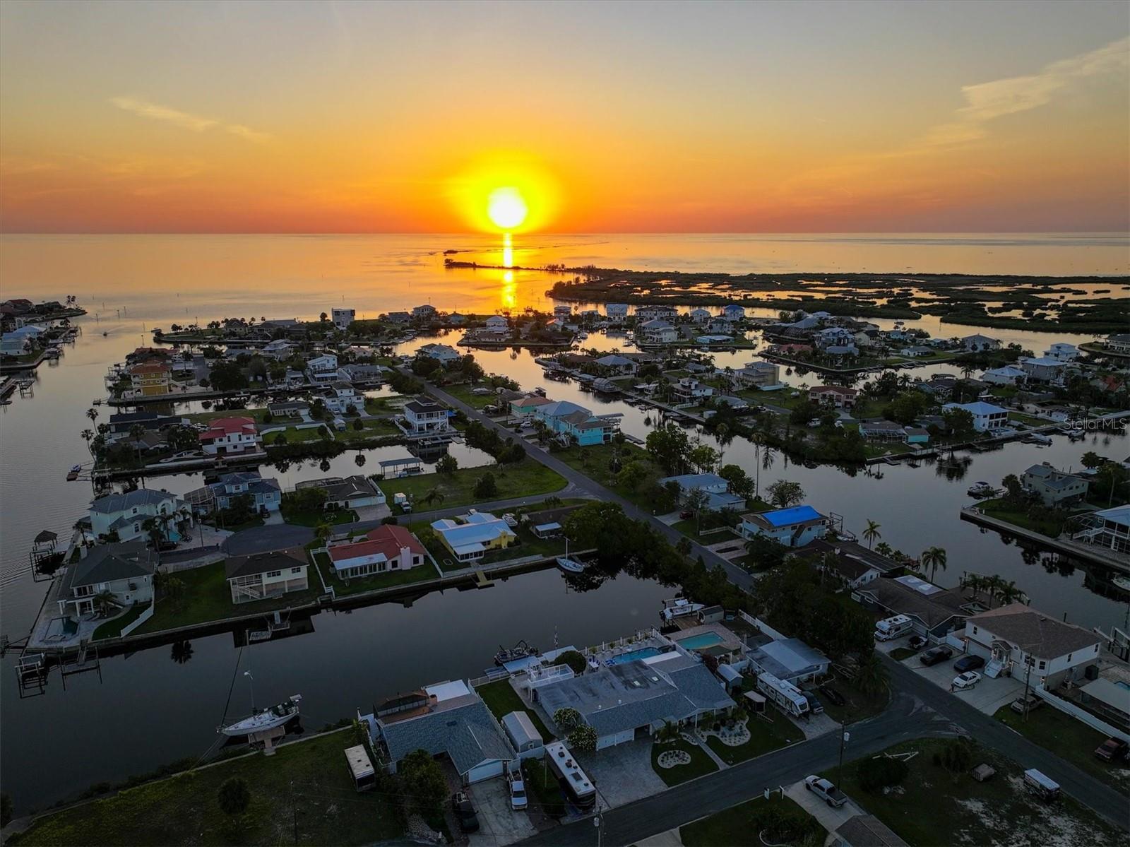 HERNANDO BEACH - Residential