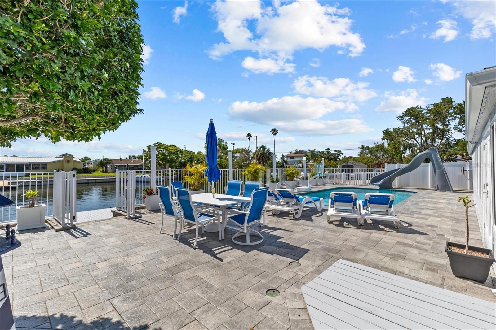 HERNANDO BEACH - Residential