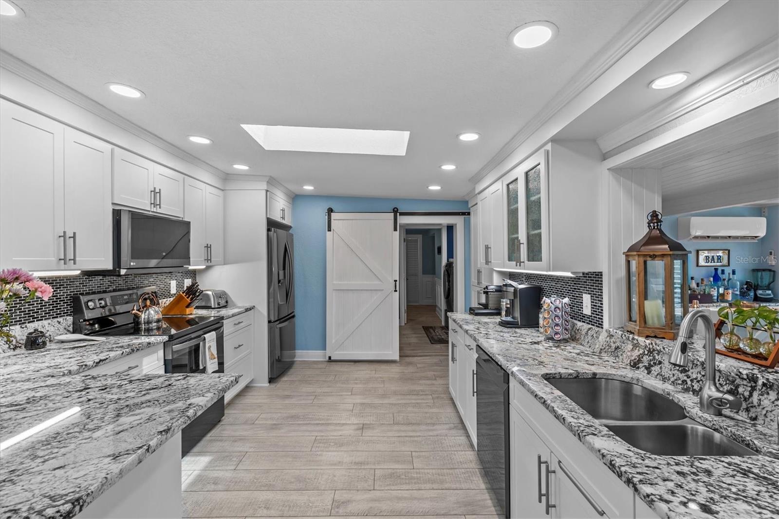 HERNANDO BEACH - Residential