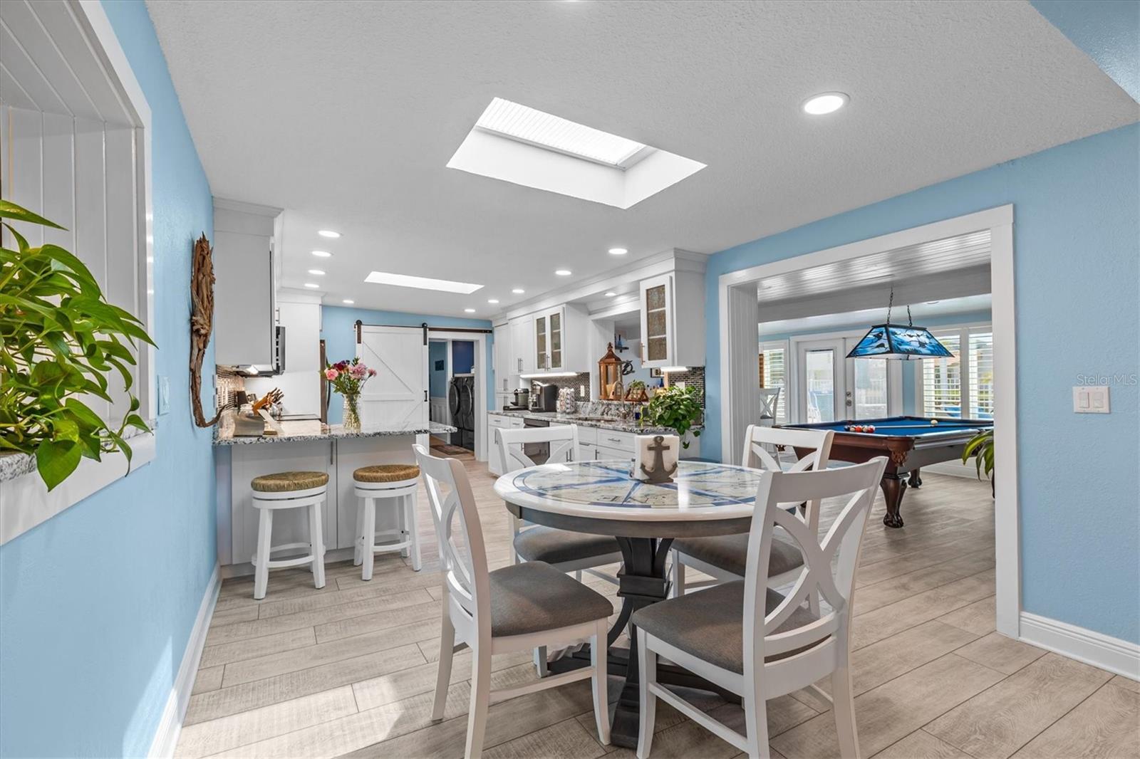 HERNANDO BEACH - Residential