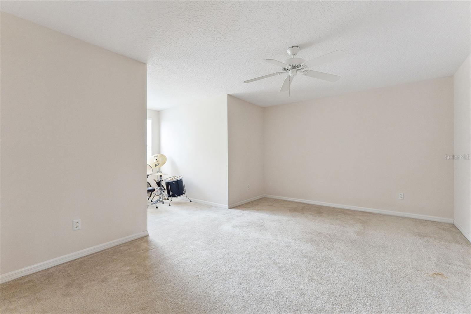 STONEYBROOK 44/122 - Residential