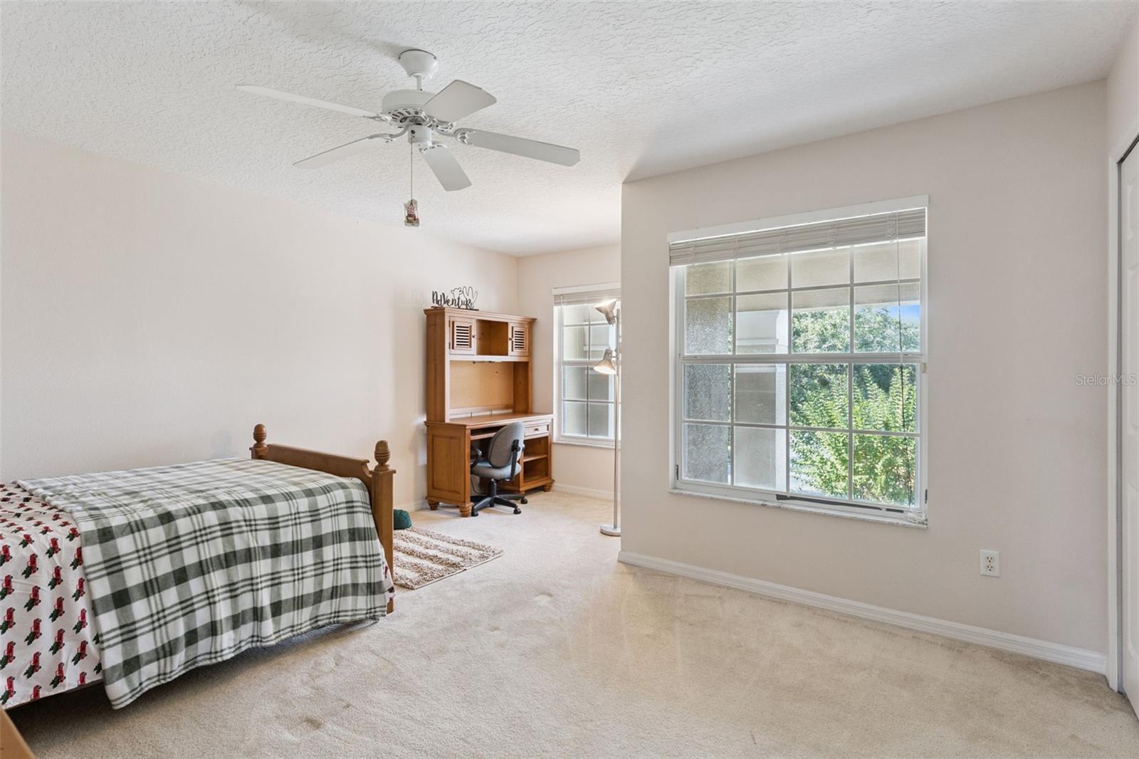 STONEYBROOK 44/122 - Residential