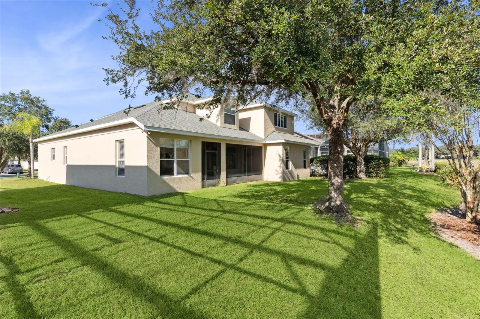 STONEYBROOK 44/122 - Residential