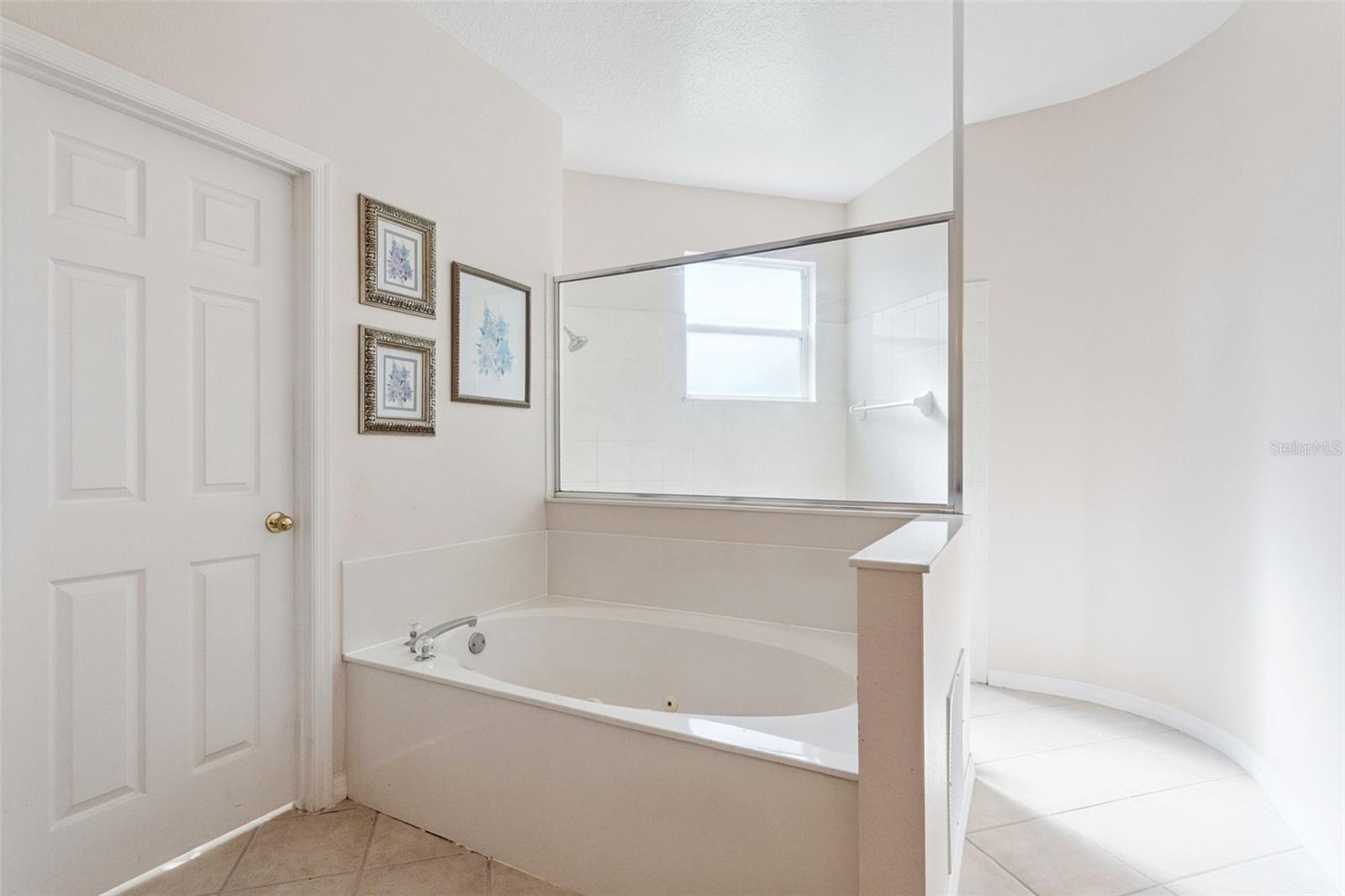 STONEYBROOK 44/122 - Residential