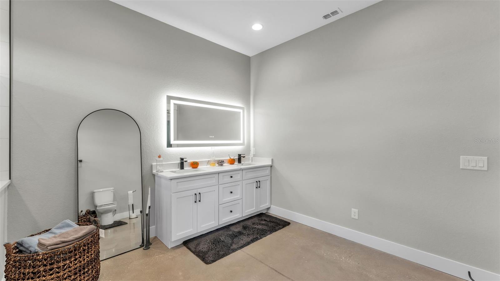 NOT IN SUBDIVISION - Residential