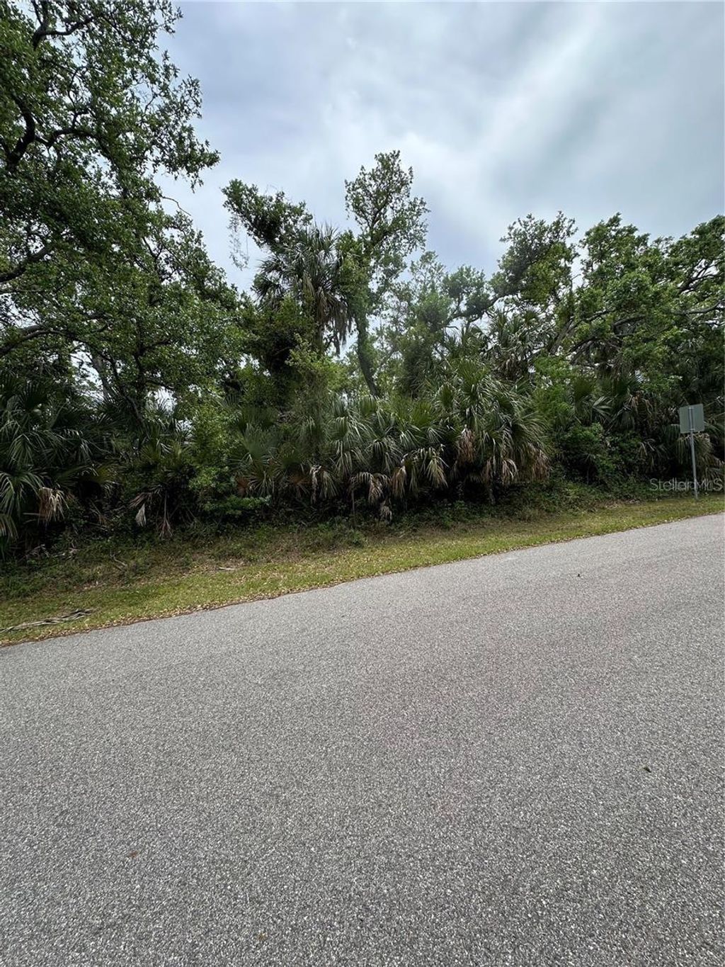 Photo of 27 San Luis Terrace, North Port, FL 34286 (MLS # C7525611)
