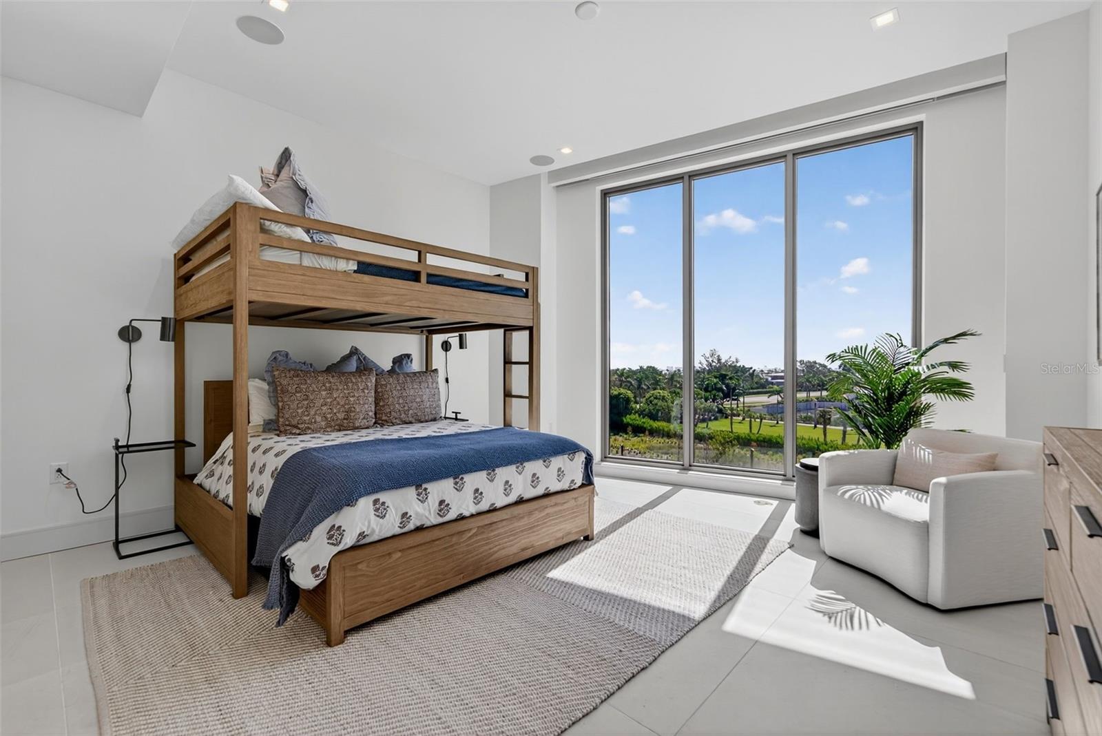 ST. REGIS LONGBOAT KEY - Residential