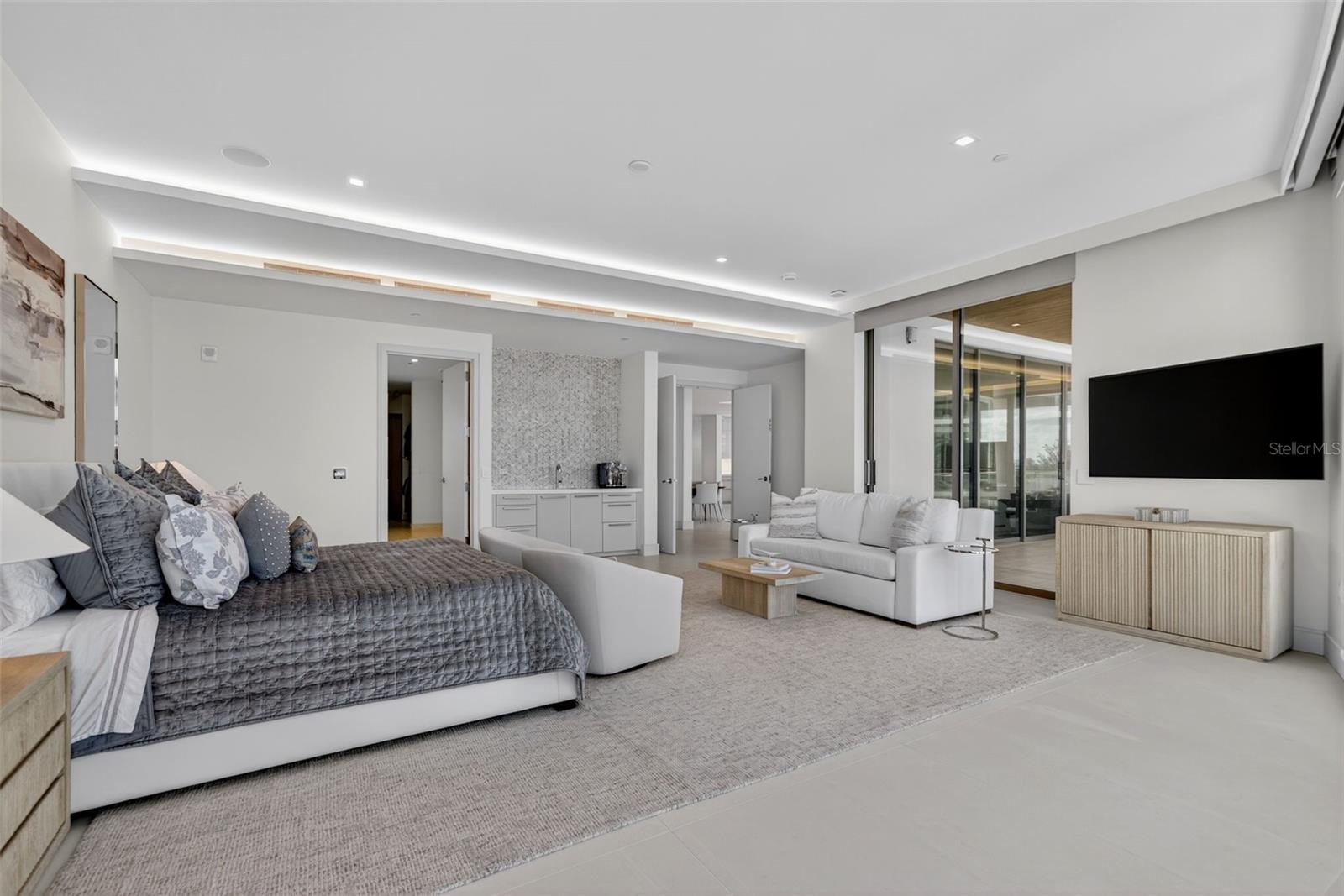 ST. REGIS LONGBOAT KEY - Residential