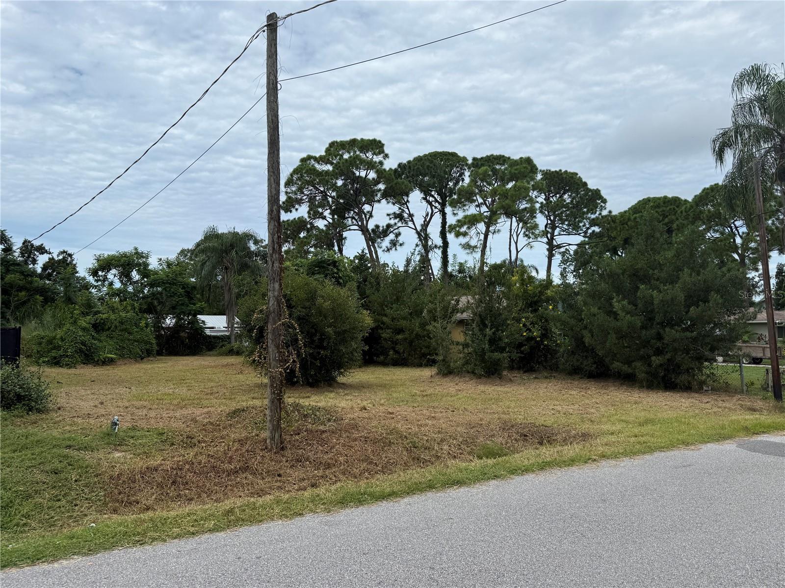 MURDOCK AVENUE, SARASOTA, FL, 34231 1 MURDOCK AVENUE