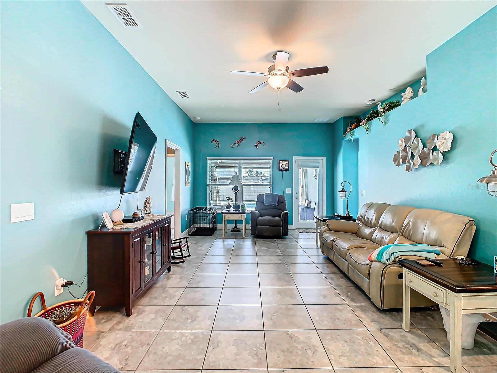 RIDGE/HLND MDWS - Residential Lease