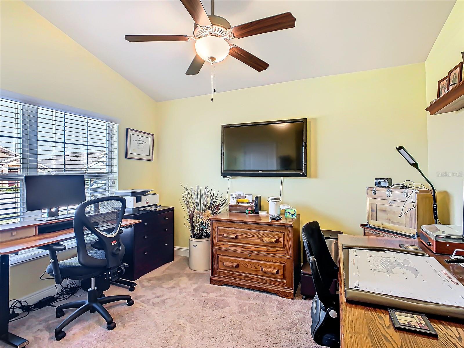 RIDGE/HLND MDWS - Residential Lease