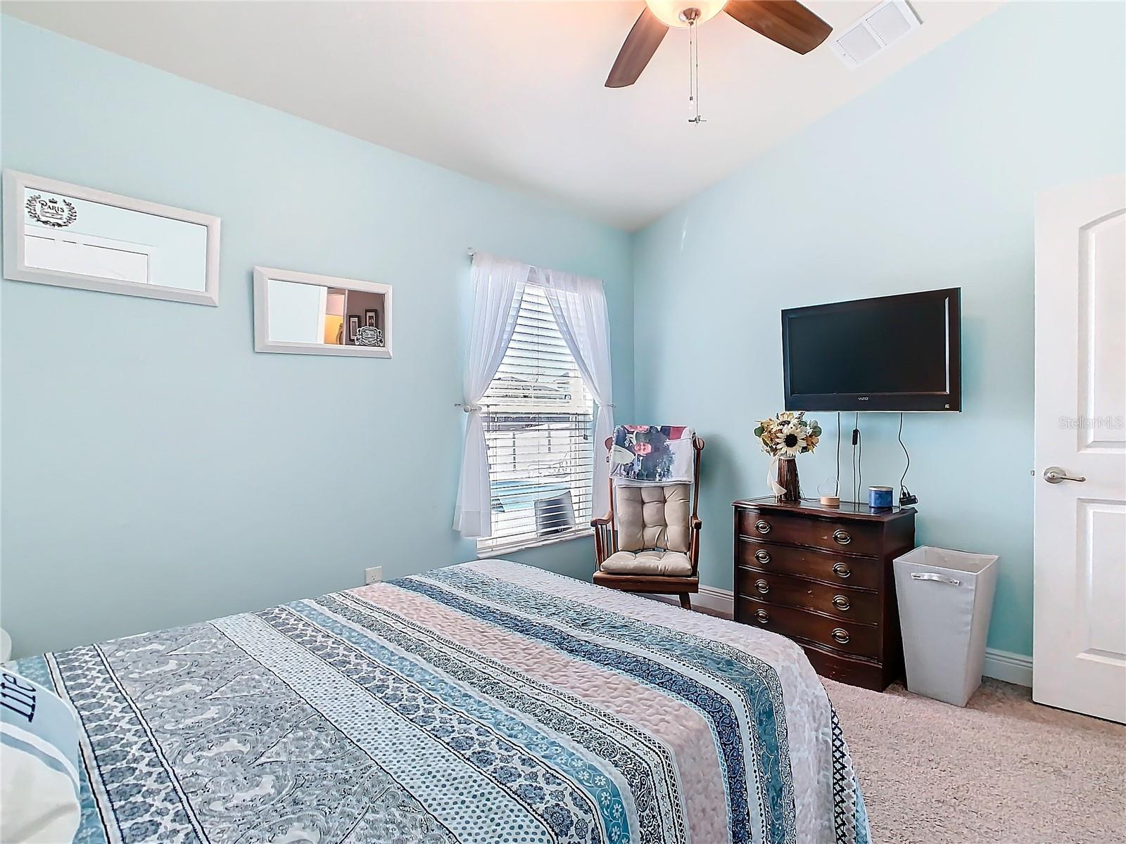 RIDGE/HLND MDWS - Residential Lease