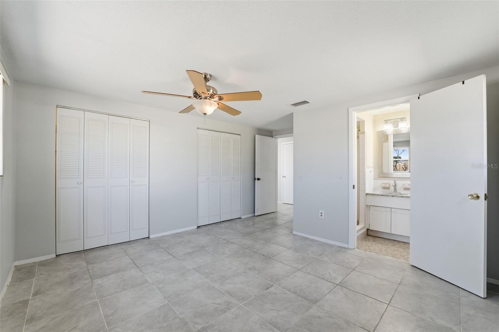 JASMINE LAKES - Residential