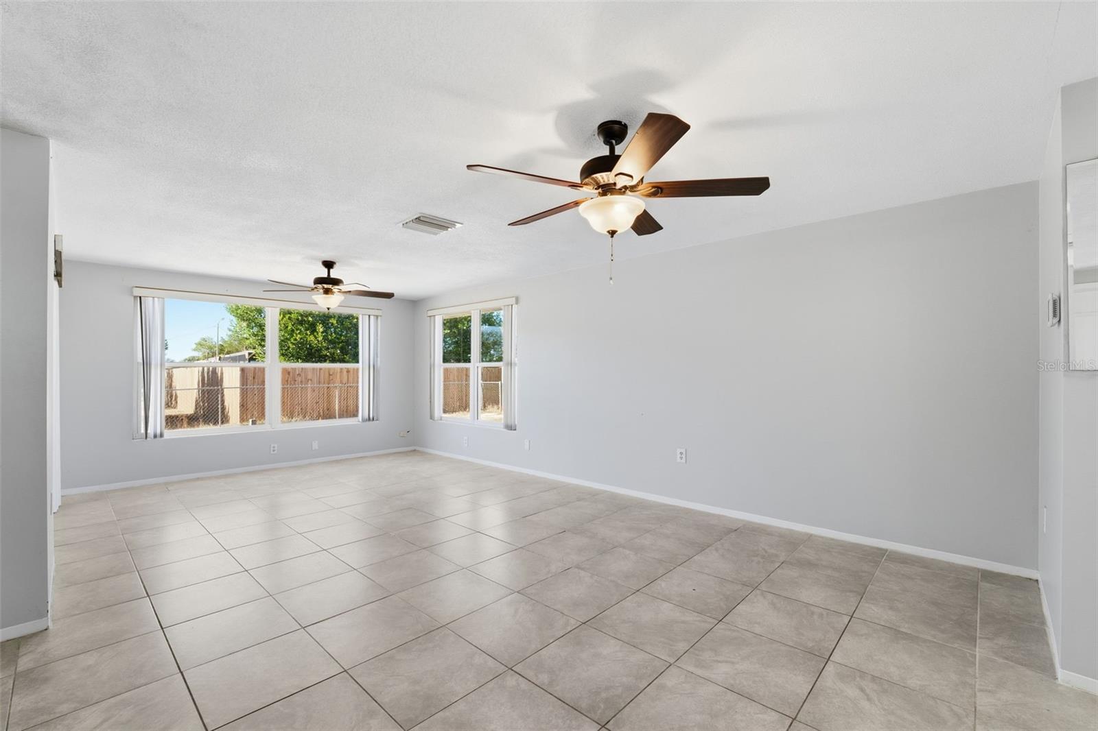 JASMINE LAKES - Residential