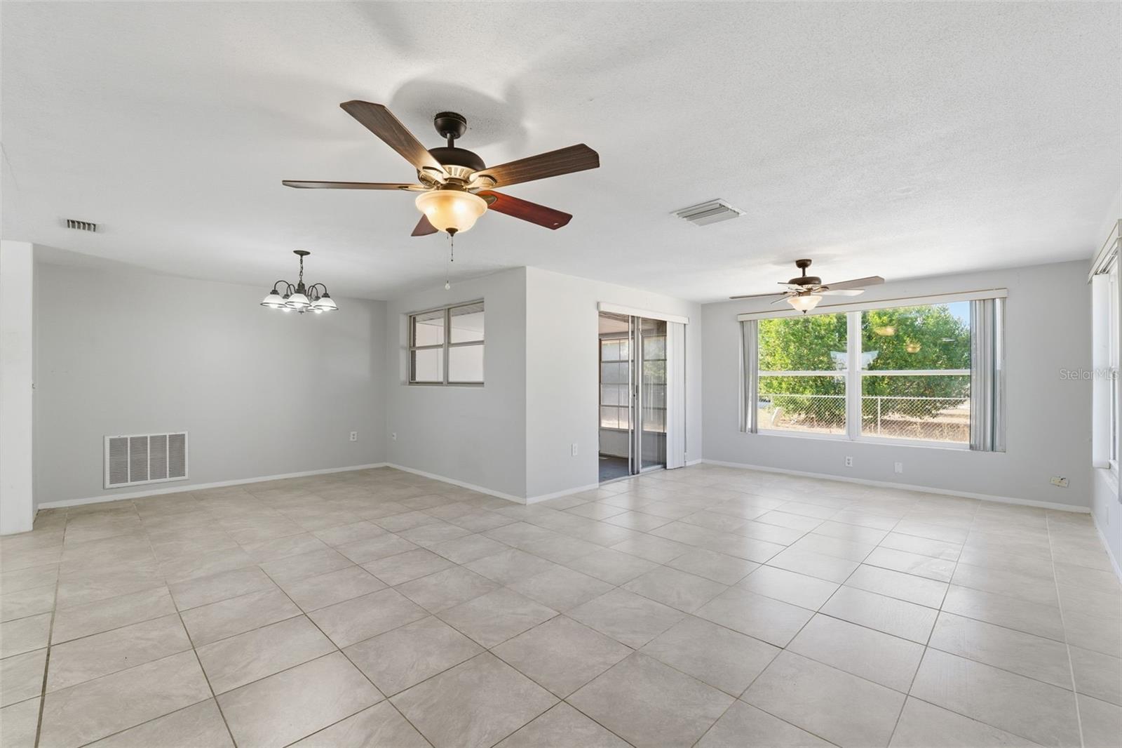 JASMINE LAKES - Residential