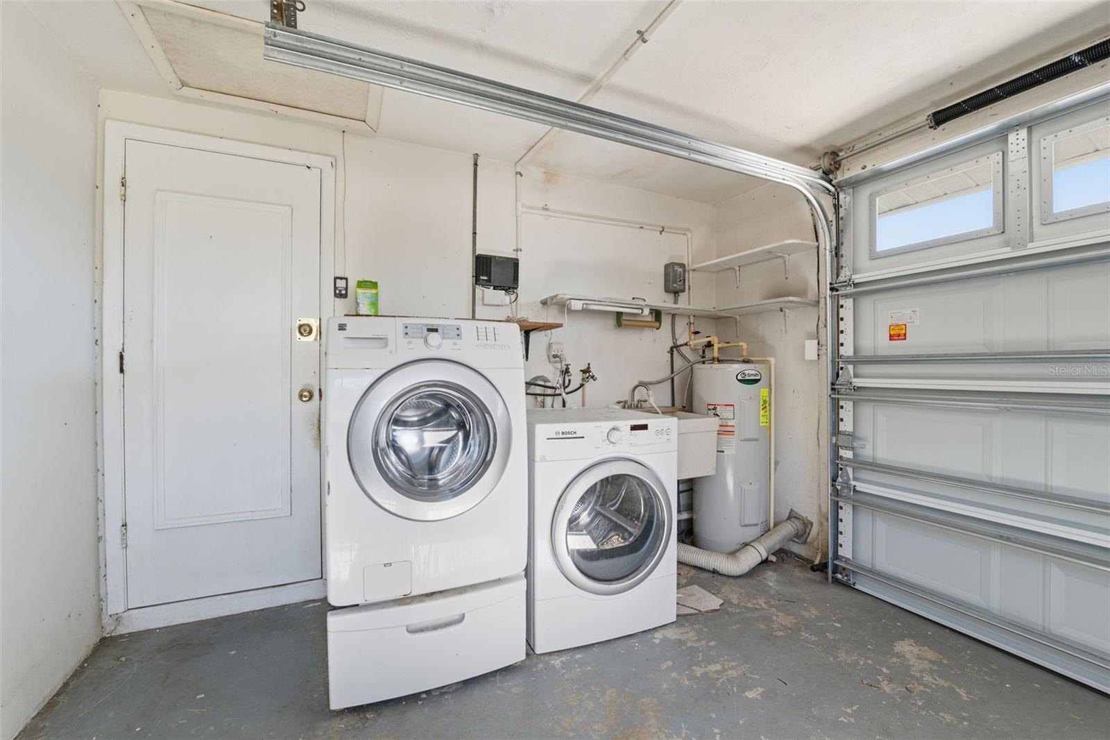 JASMINE LAKES - Residential