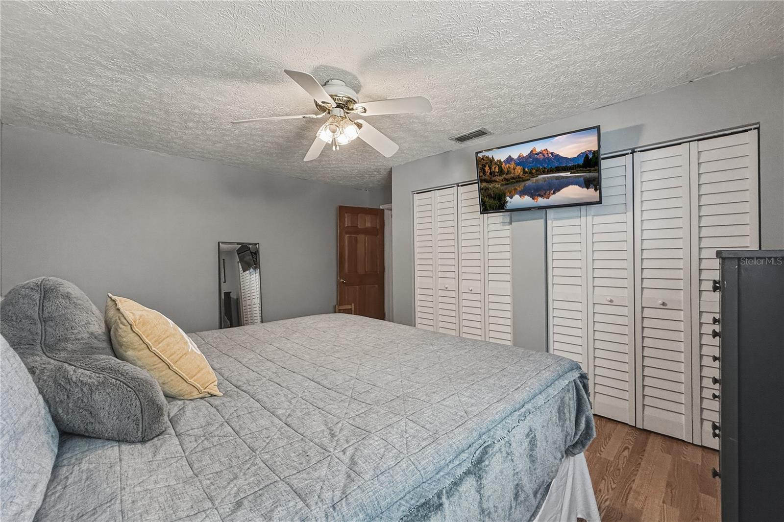 OAKS WEST PH 1 - Residential