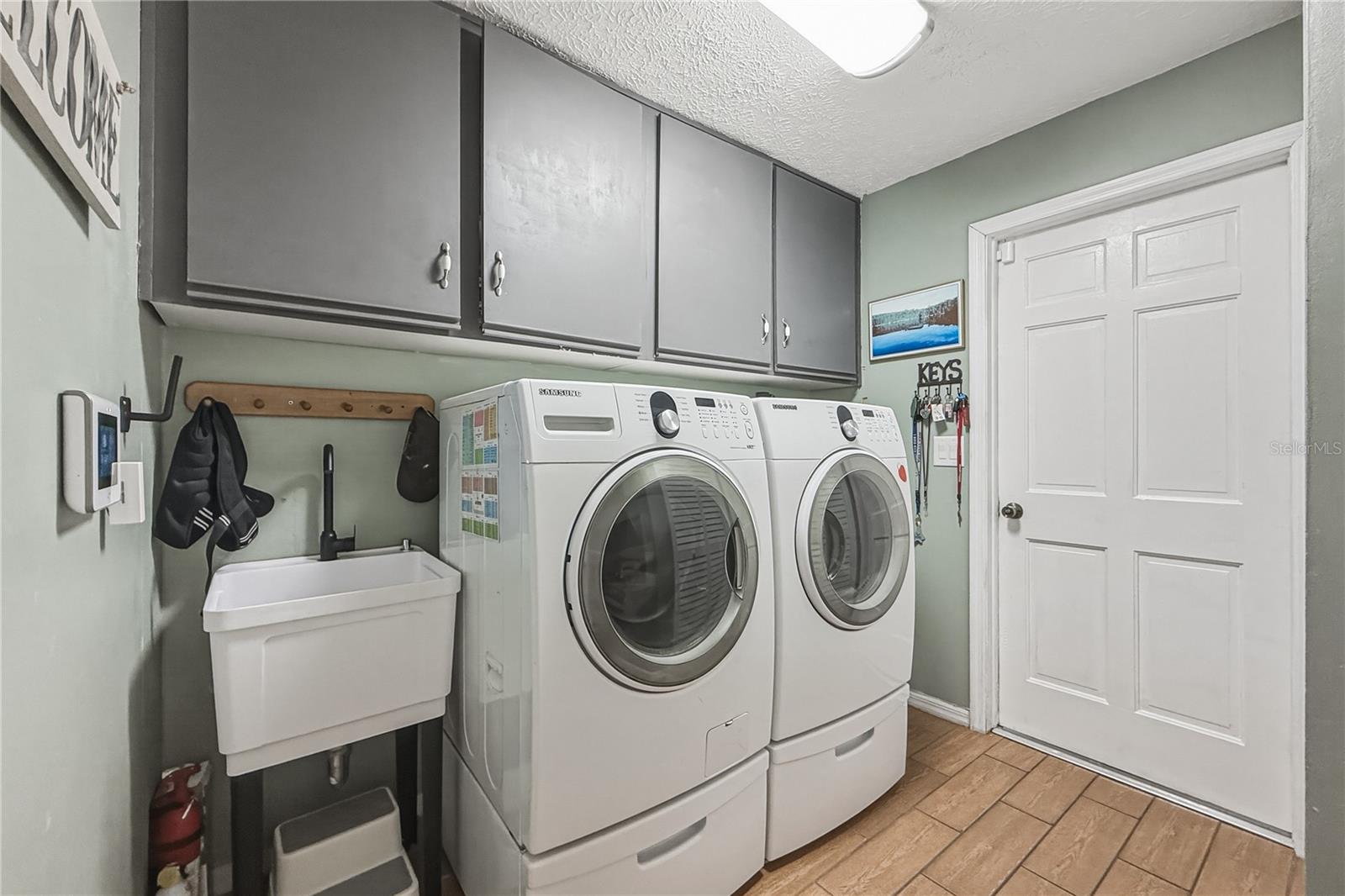 OAKS WEST PH 1 - Residential