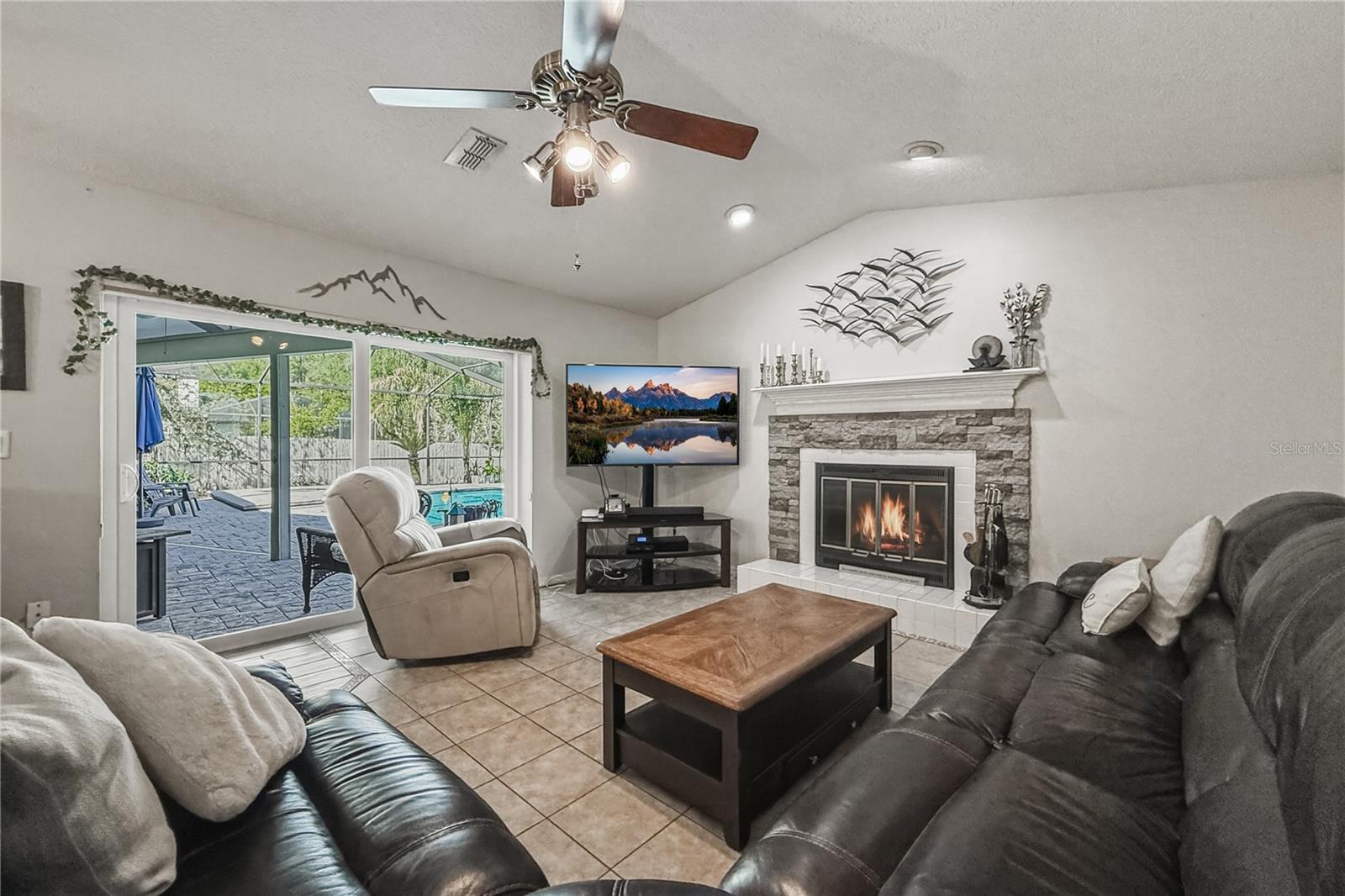 OAKS WEST PH 1 - Residential