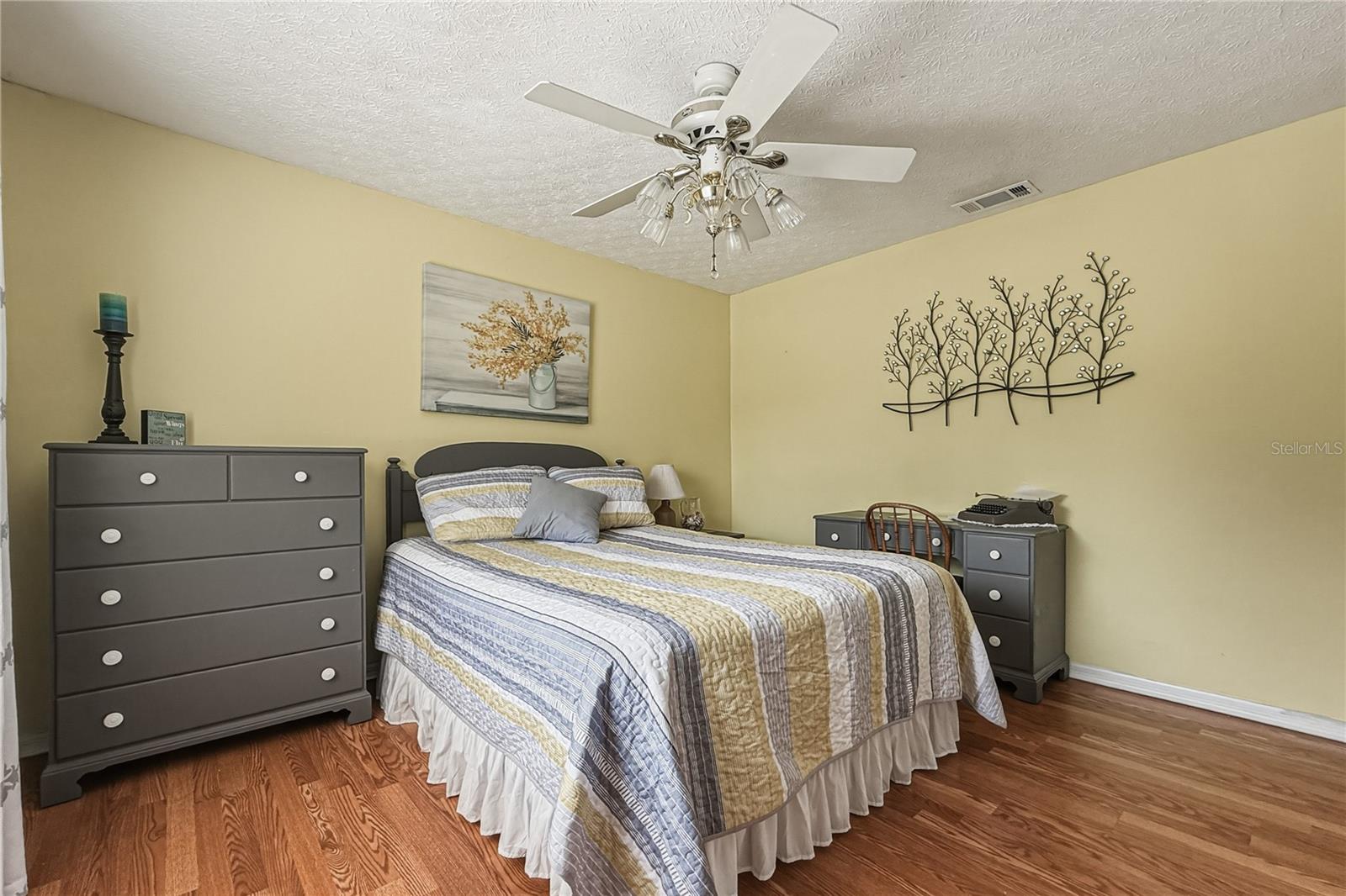 OAKS WEST PH 1 - Residential