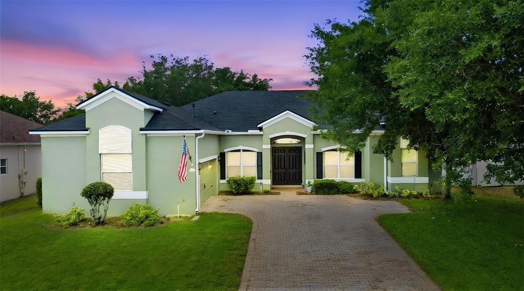Photo of 4424 Harts Cove Way, Clermont, FL 34711 (MLS # O6402339)