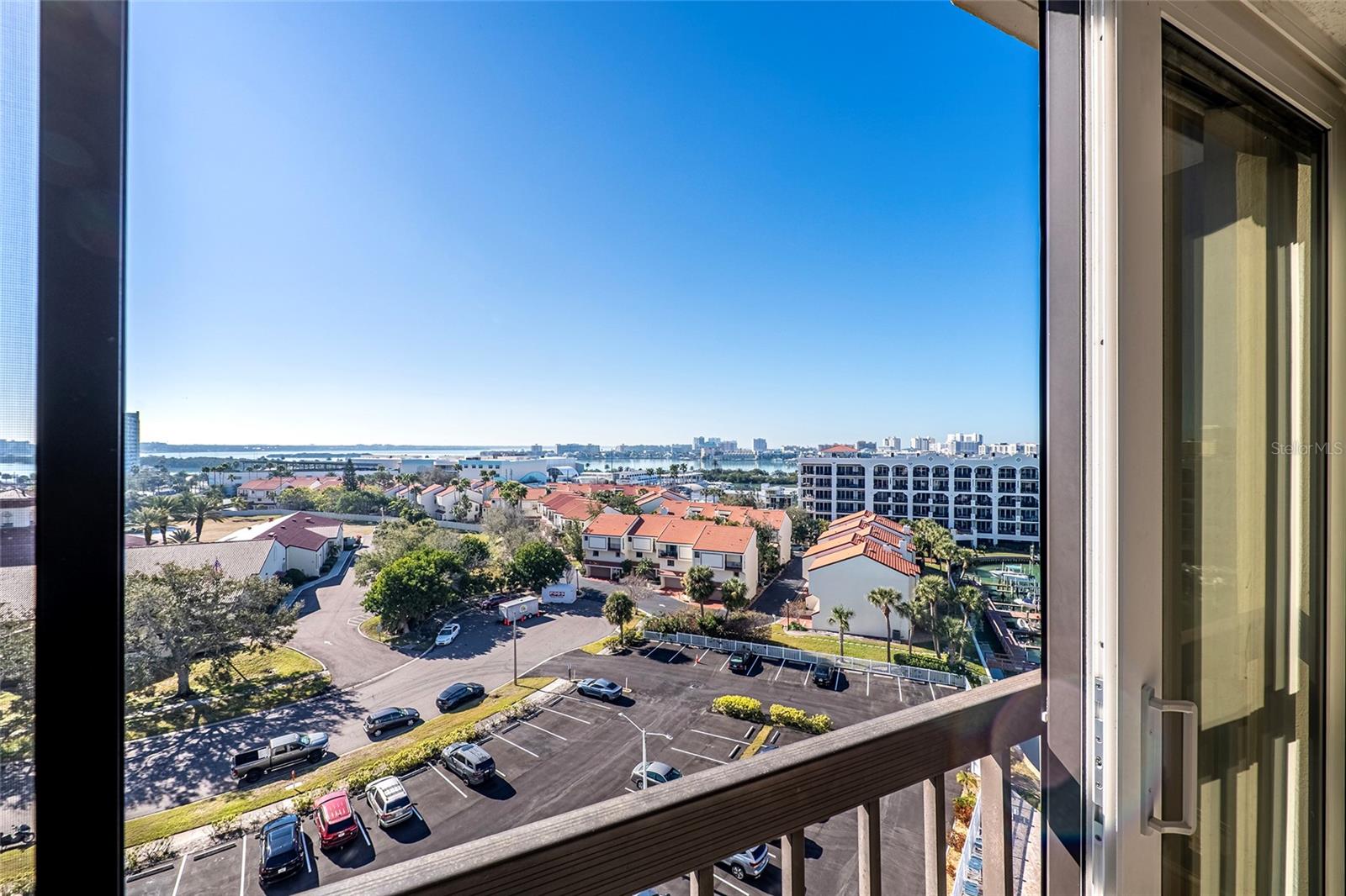 DOLPHIN COVE CLEARWATER - Residential