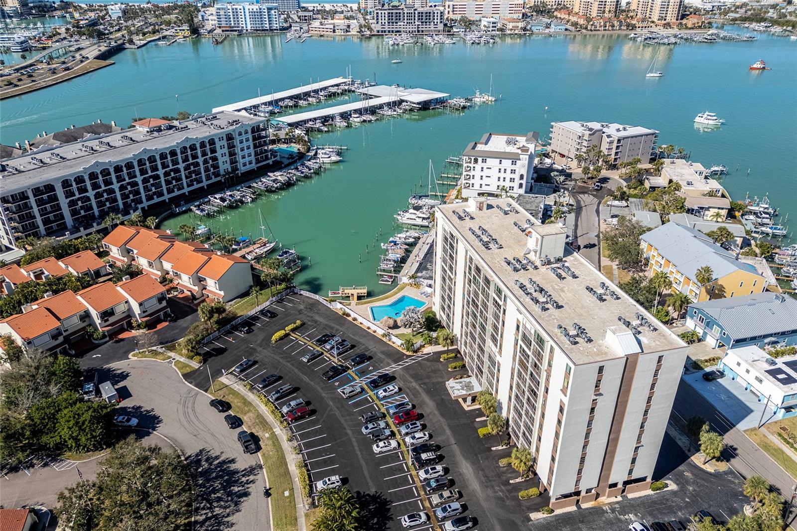 DOLPHIN COVE CLEARWATER - Residential