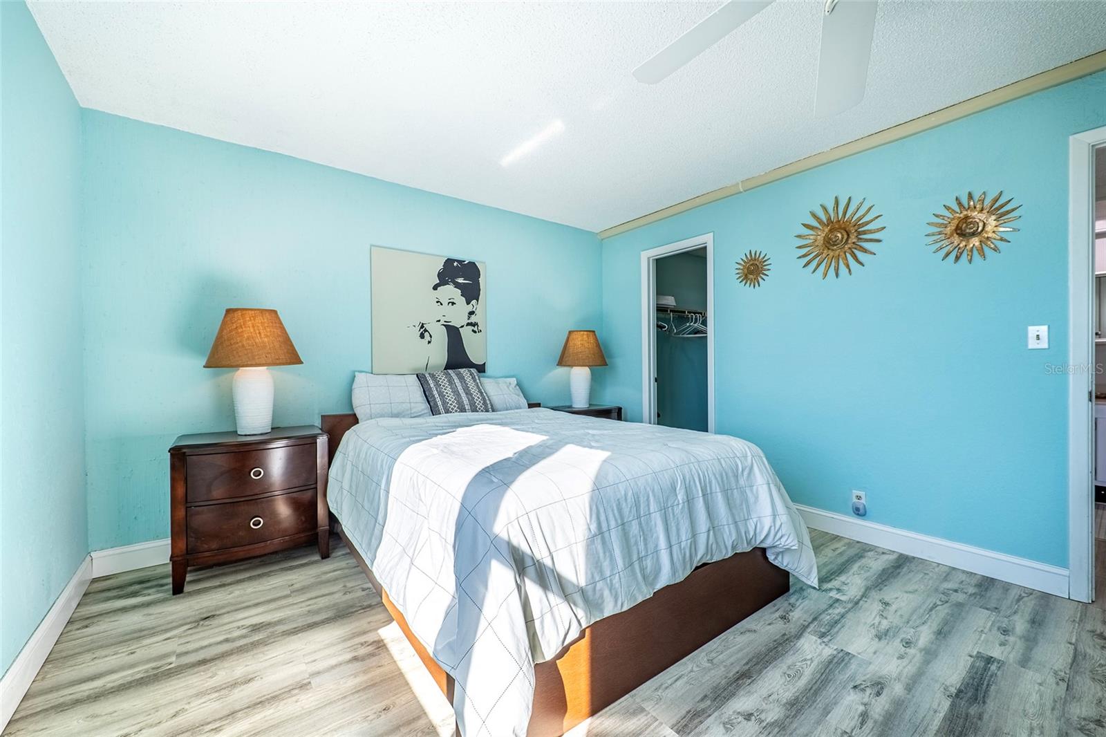 DOLPHIN COVE CLEARWATER - Residential