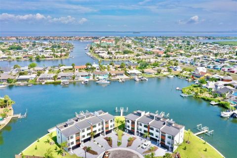 Photo of 777 Gran Kaymen Way, Apollo Beach, FL 33572 (MLS # TB8350530)