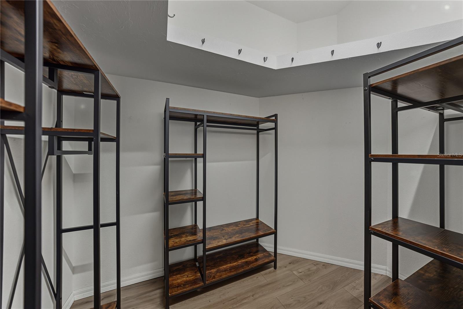 BEEKMAN ESTATES SEC 2 - Residential