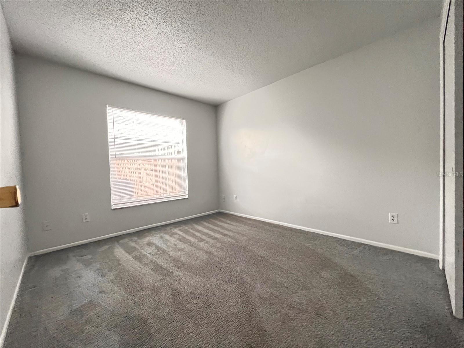 INDIAN WELLS UNIT 05 - Residential Lease