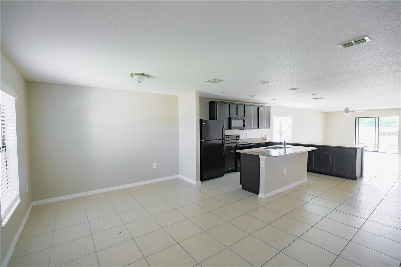 1001 CULBREATH GREEN COURT