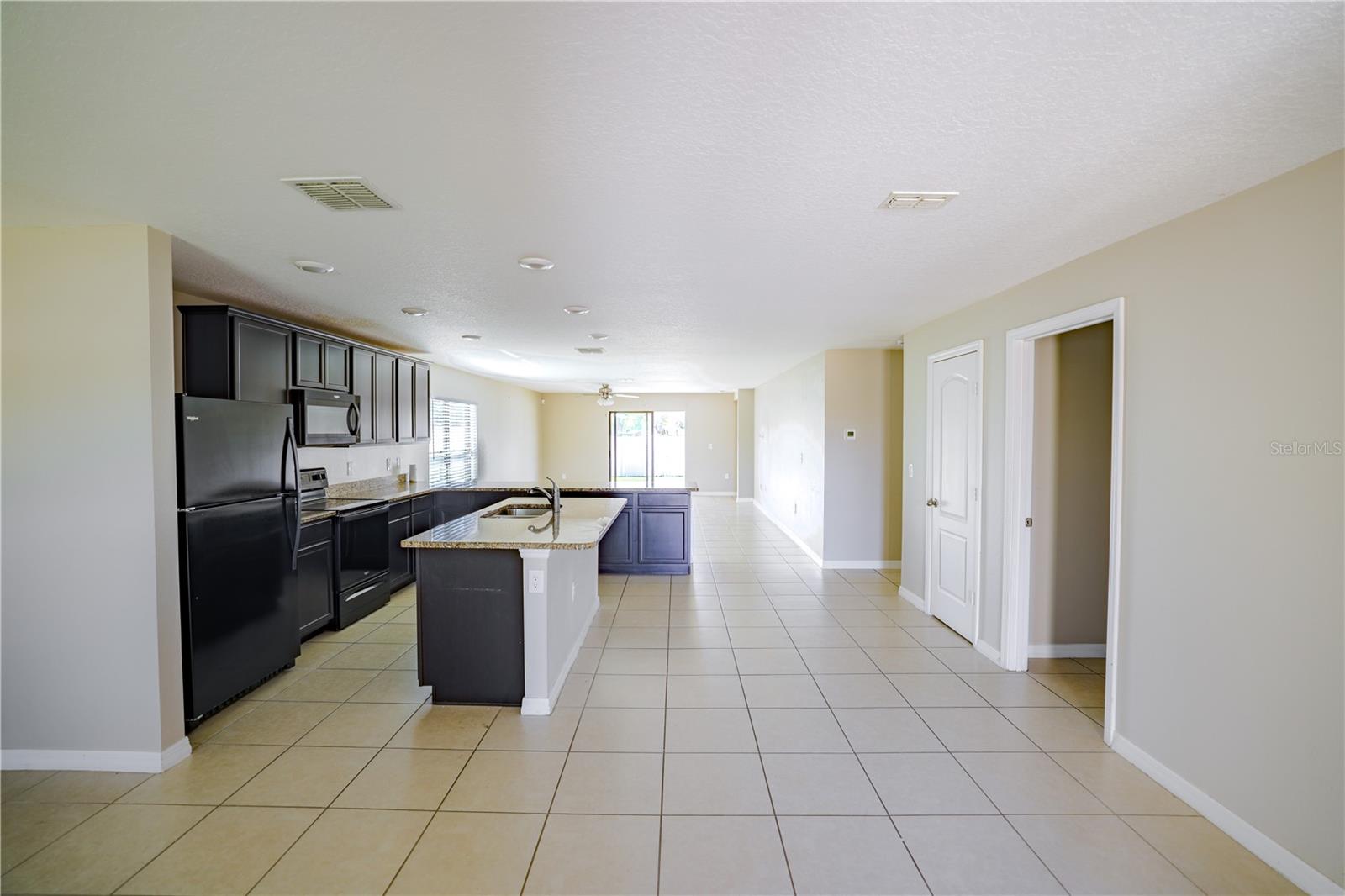 1001 CULBREATH GREEN COURT