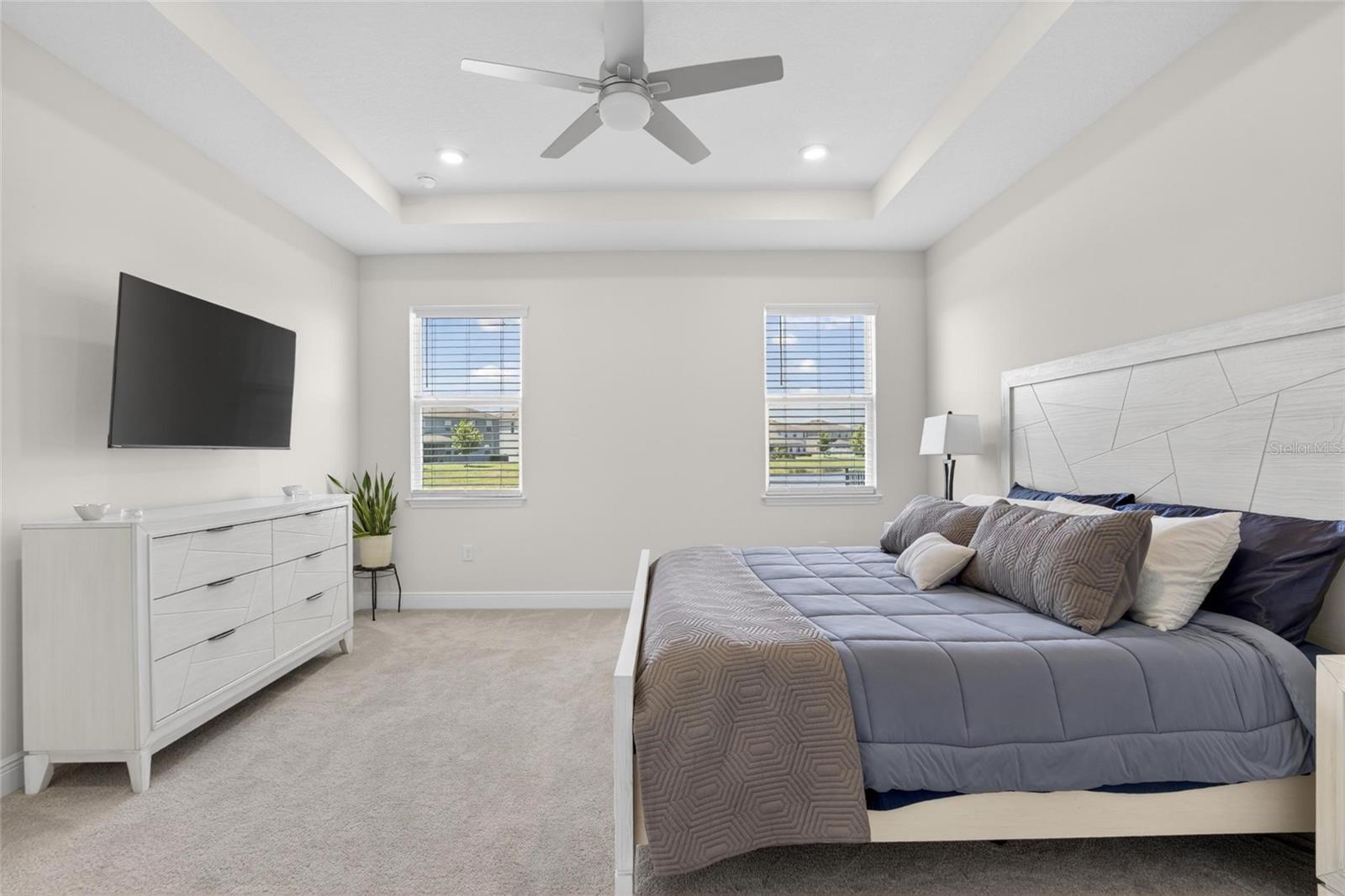 MANGROVE MANOR PH 1 - Residential Lease