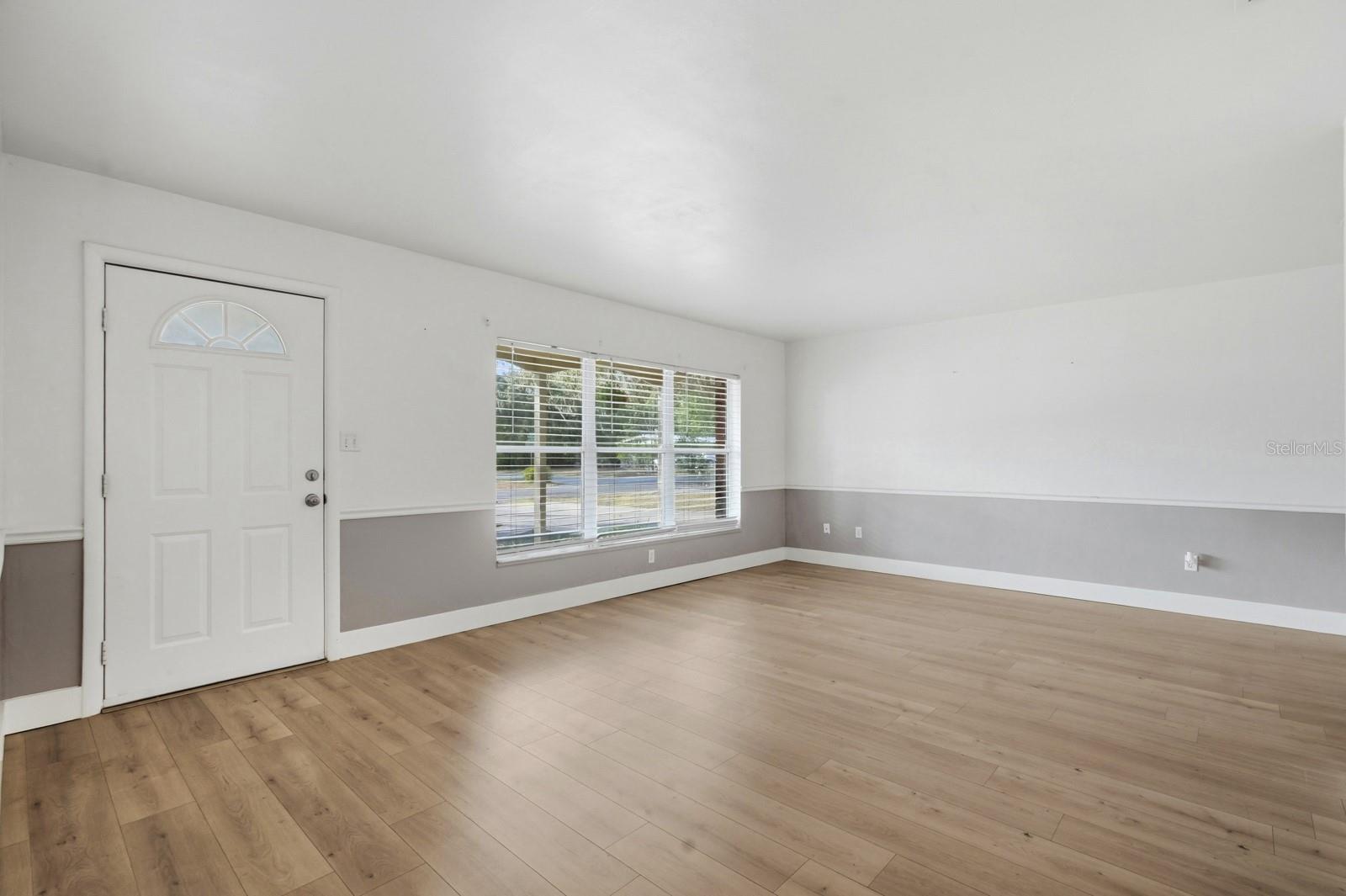 COUNTRY CLUB HEIGHTS - Residential