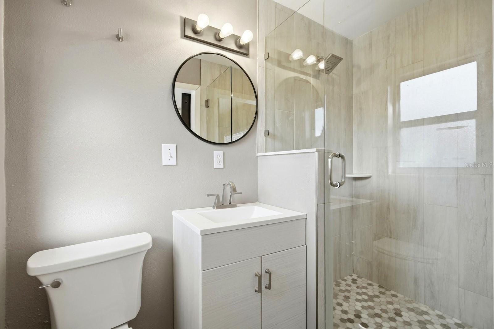 COUNTRY CLUB HEIGHTS - Residential