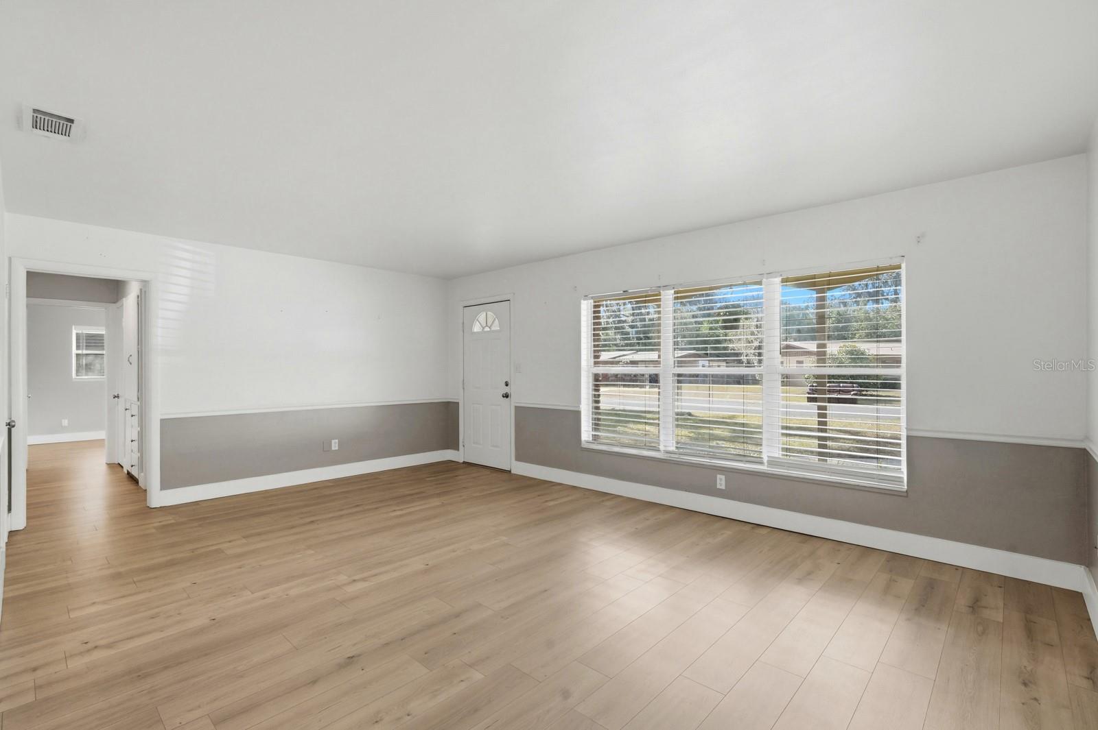 COUNTRY CLUB HEIGHTS - Residential