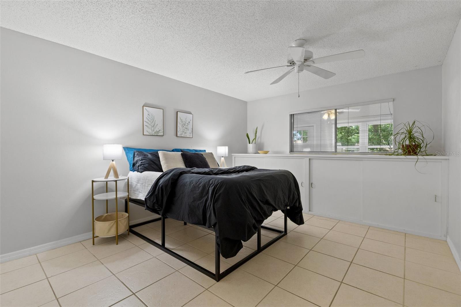 3137 MISSION GROVE DRIVE