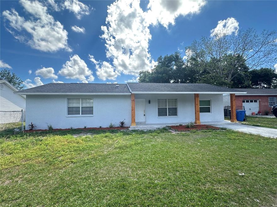 This spectacular fully renovated property combines comfort, functionality, and modern finishes throughout every space. The home features 4 bedrooms and 2 completely remodeled bathrooms, beautifully designed with elegant ceramic finishes that provide both durability and a contemporary style.From the moment you arrive, the property offers a sense of space and privacy with its spacious front yard and wide side walkways, ideal for added convenience, easy access, or future outdoor enhancements.
Inside, the home showcases brand-new laminate flooring that creates a warm and modern atmosphere. The kitchen has been fully updated with granite countertops, modern cabinetry, and a complete set of brand-new appliances, making it truly move-in ready.
The layout offers a comfortable and functional flow, including a dedicated TV room ideal for entertainment, family gatherings, or relaxing evenings. Every area of the home was thoughtfully designed to provide comfort and practicality for everyday living.In addition, the property features a completely new air conditioning system, providing efficiency, comfort, and peace of mind for future homeowners.The backyard is exceptionally spacious and offers endless possibilities — perfect for pets, creating a future recreational area, designing an outdoor kitchen, adding a pool, or simply enjoying a large outdoor living space.A truly move-in-ready property where every detail of the renovation was carefully selected to create a modern, welcoming, and comfortable living experience.