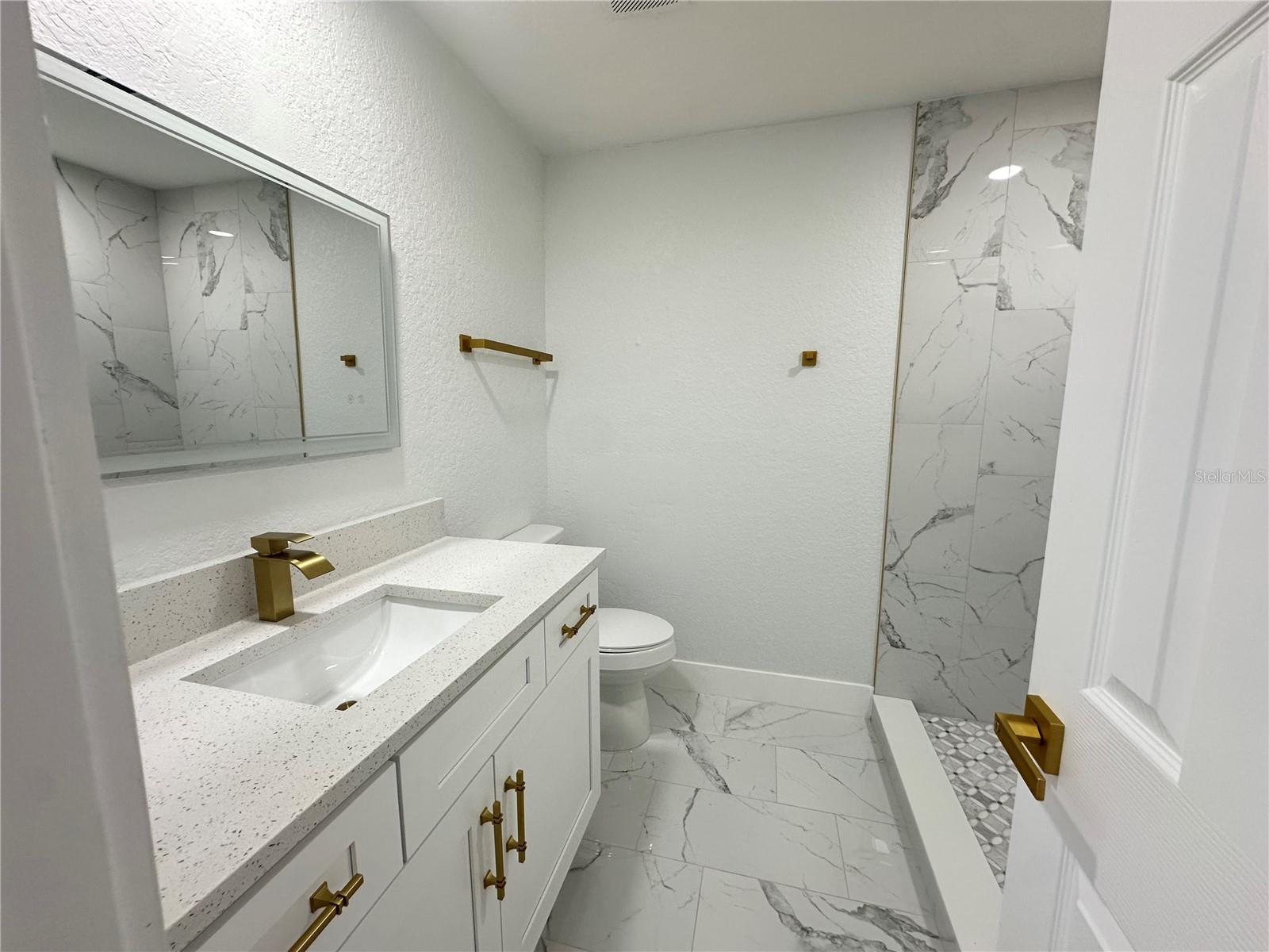 THE GROVES NORTH - Residential