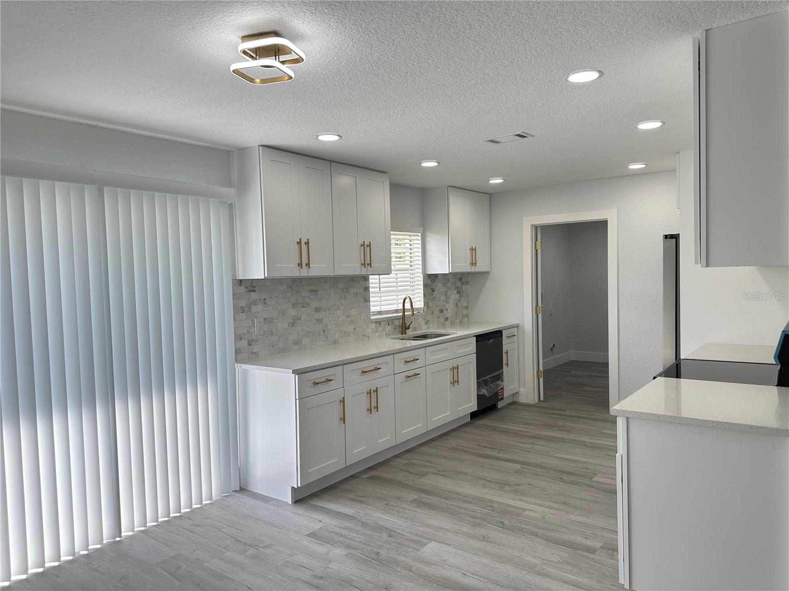 THE GROVES NORTH - Residential