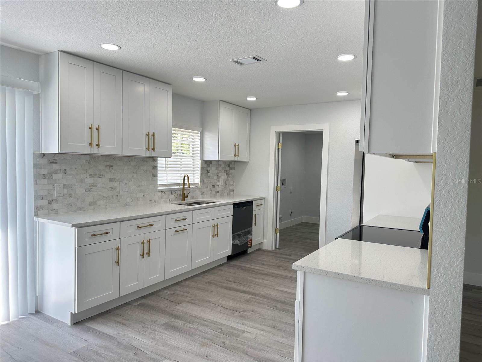THE GROVES NORTH - Residential