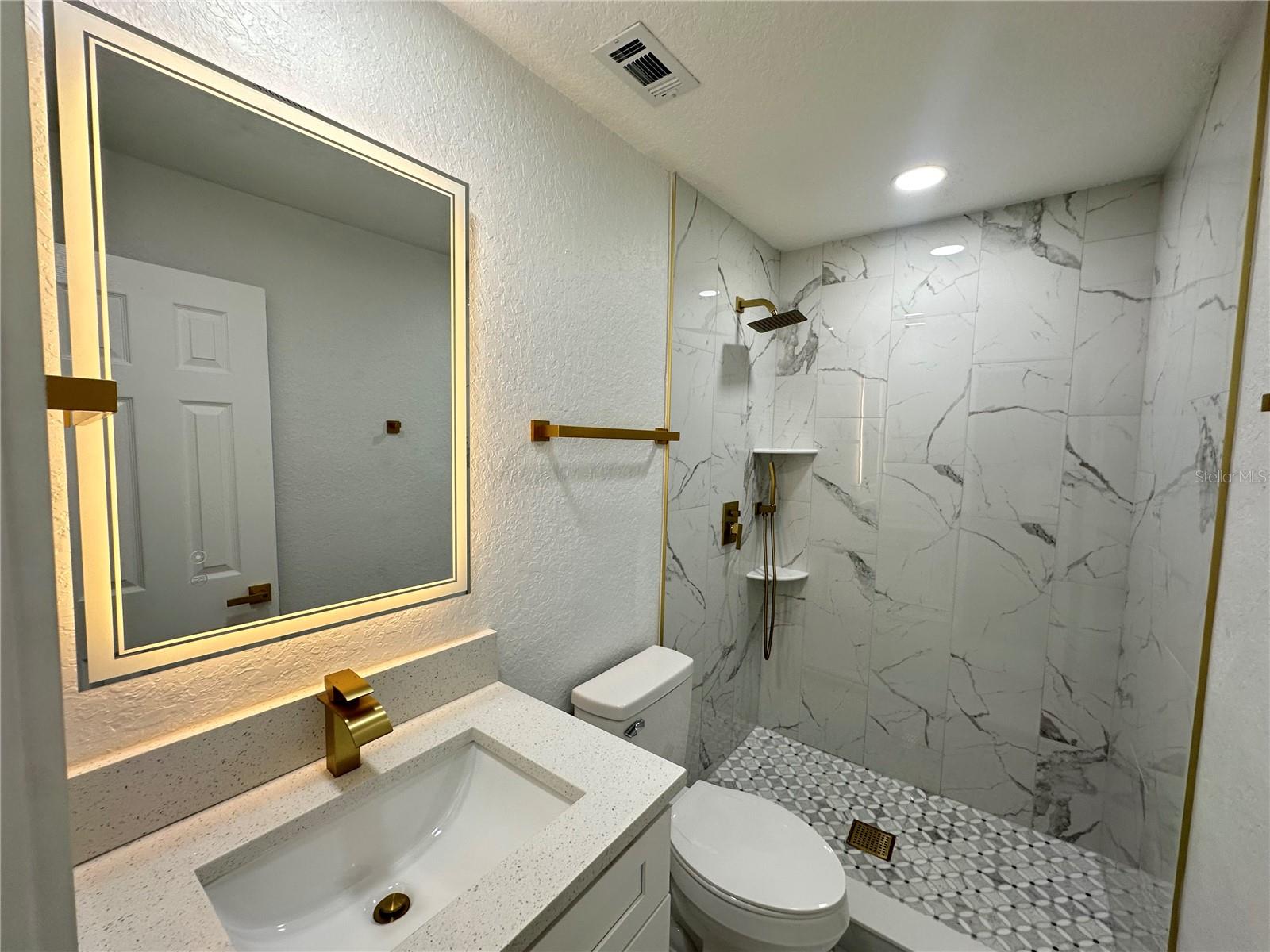 THE GROVES NORTH - Residential