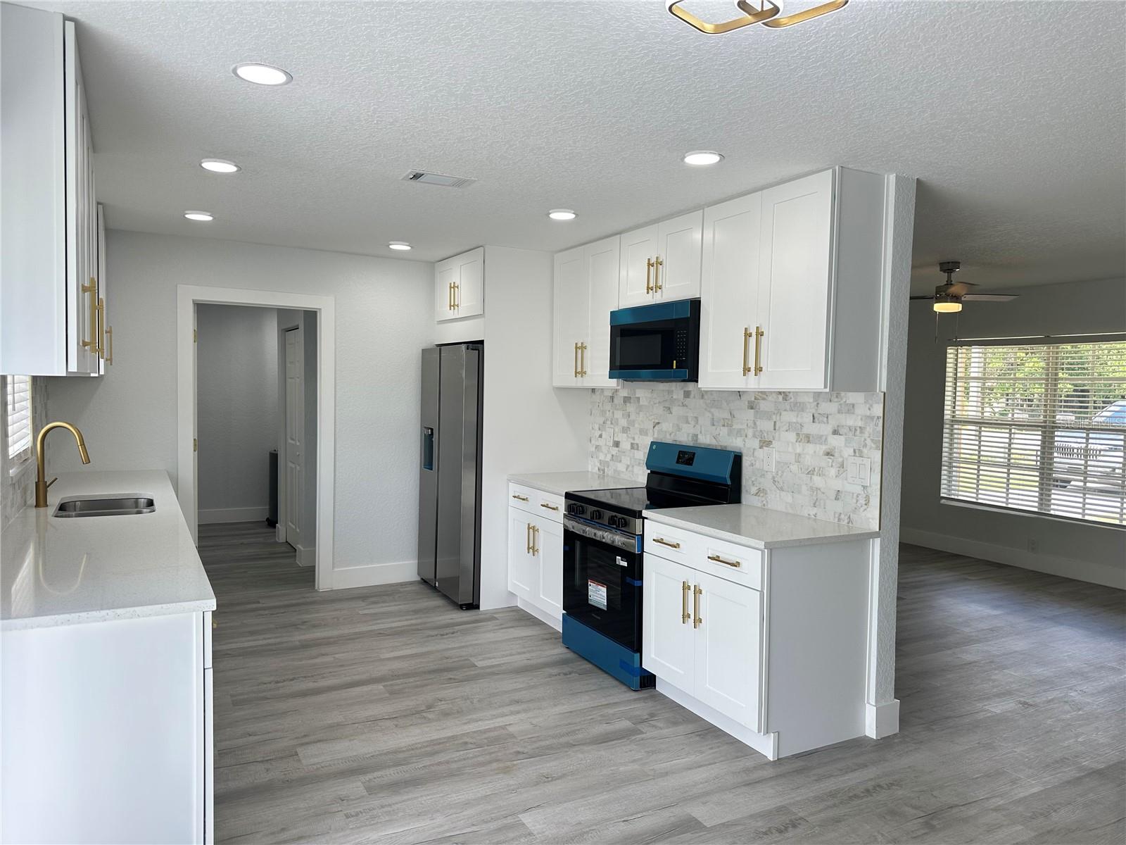 THE GROVES NORTH - Residential