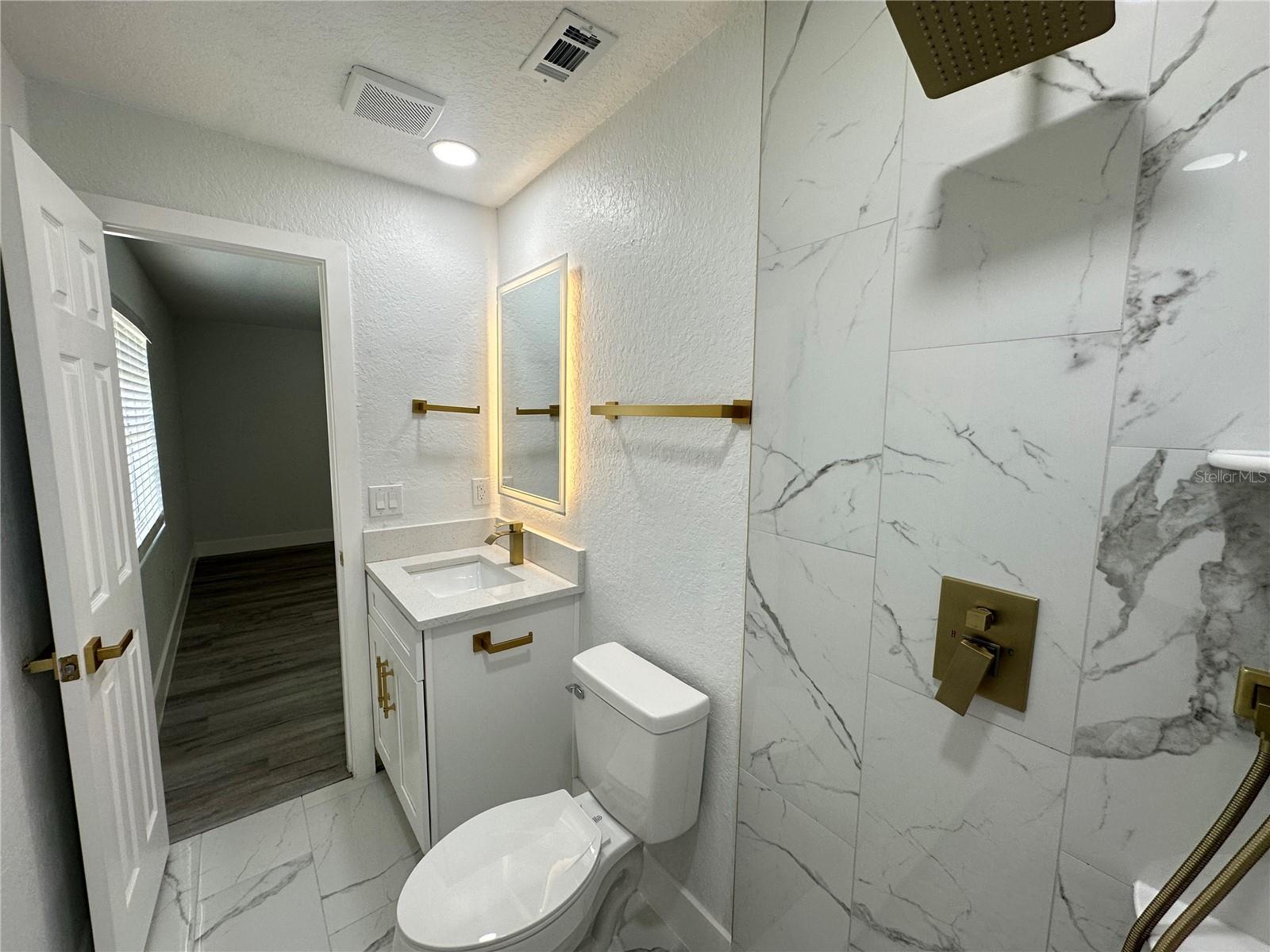 THE GROVES NORTH - Residential