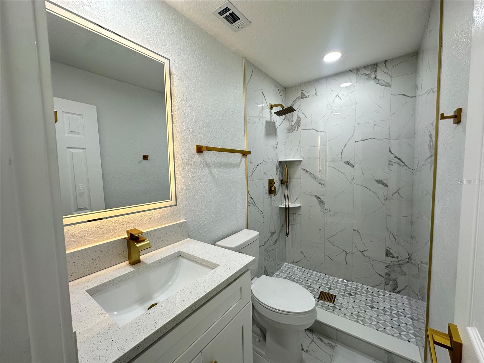 THE GROVES NORTH - Residential