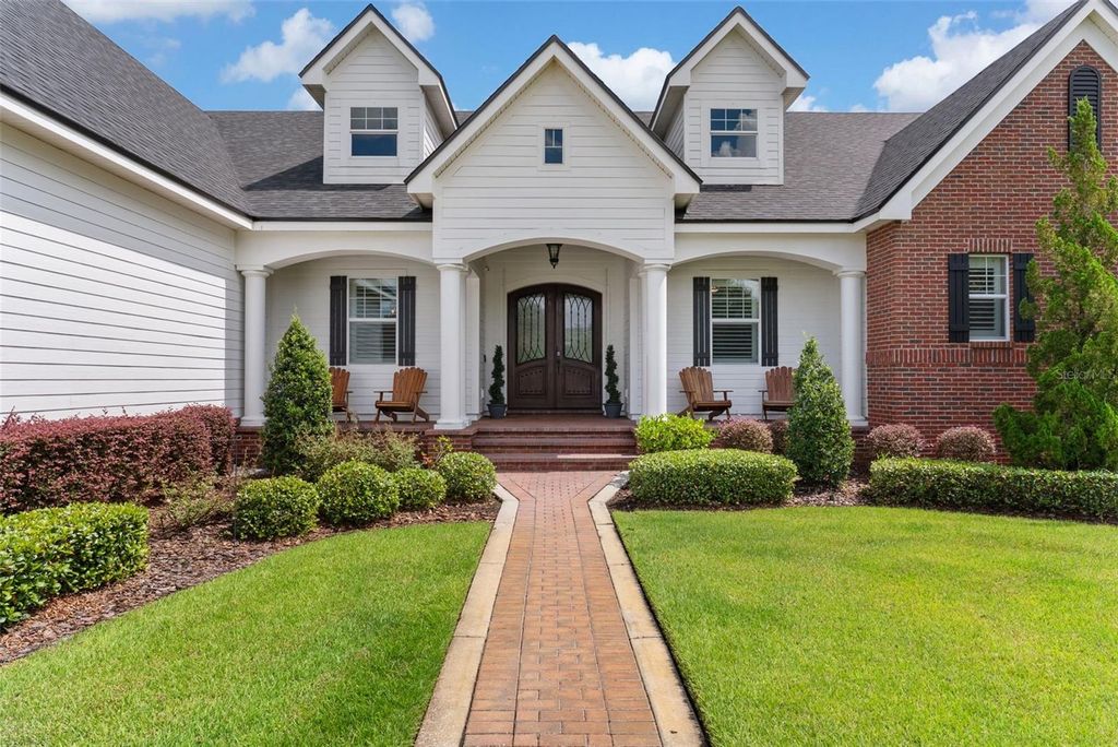 Photo of 10705 Crane Hill Court, Thonotosassa, FL 33592 (MLS # TB8429738)