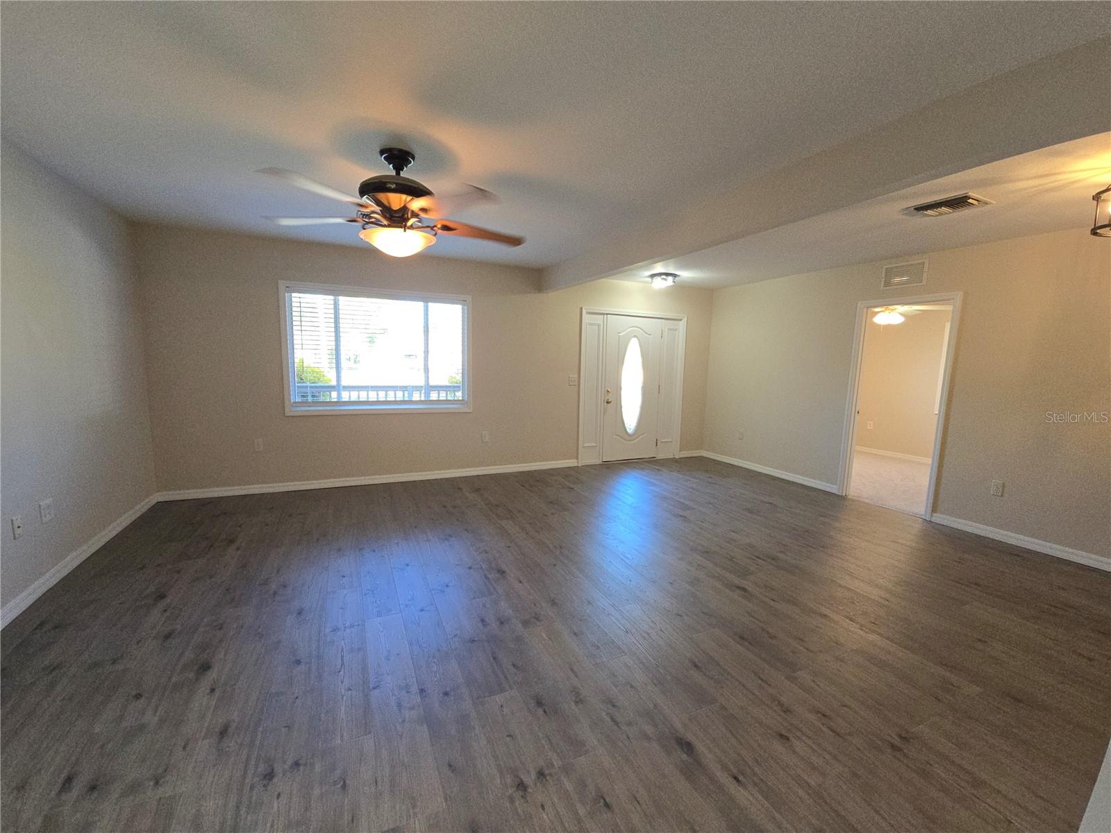 PALMA SOLA PARK - Residential