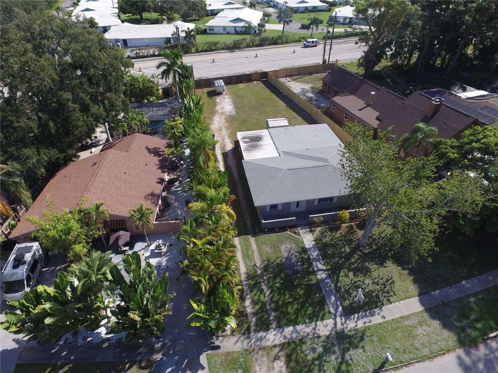 PALMA SOLA PARK - Residential