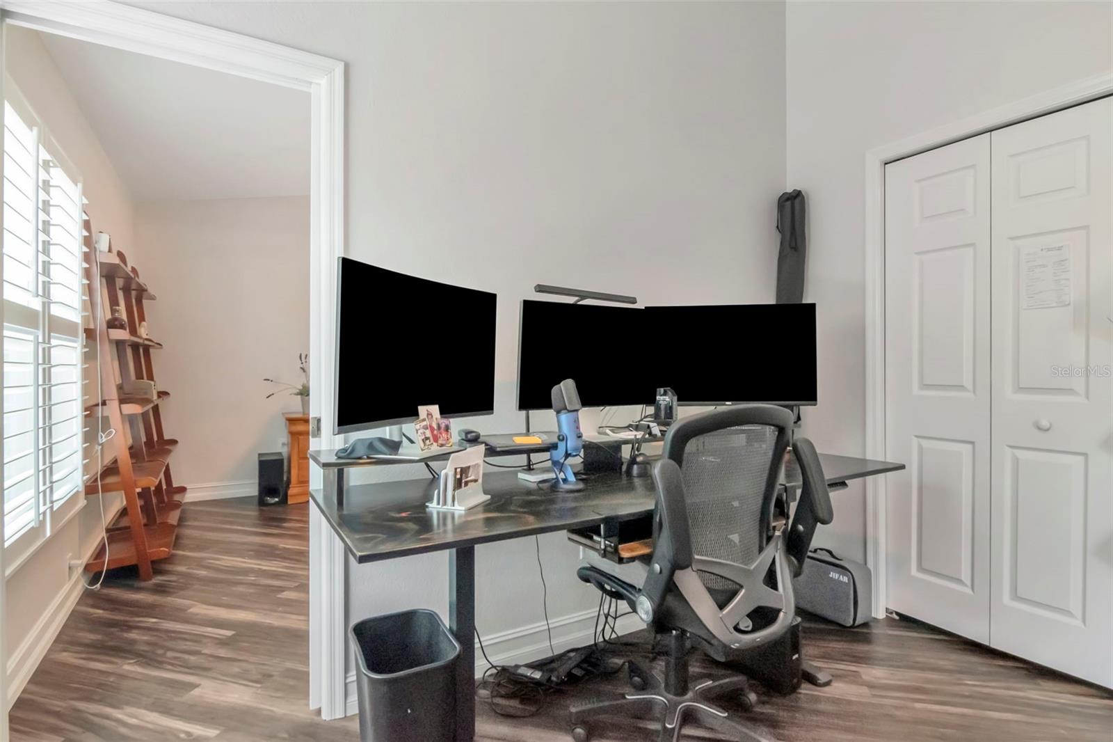 BROOKFIELD - Residential